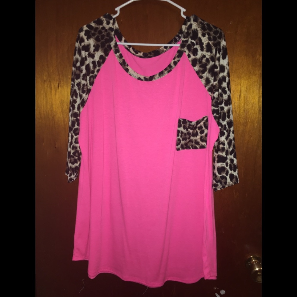 🌟HOT PINK & LEOPARD boutique top🌟